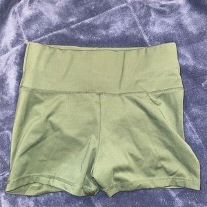 Butt lifting spandex!!